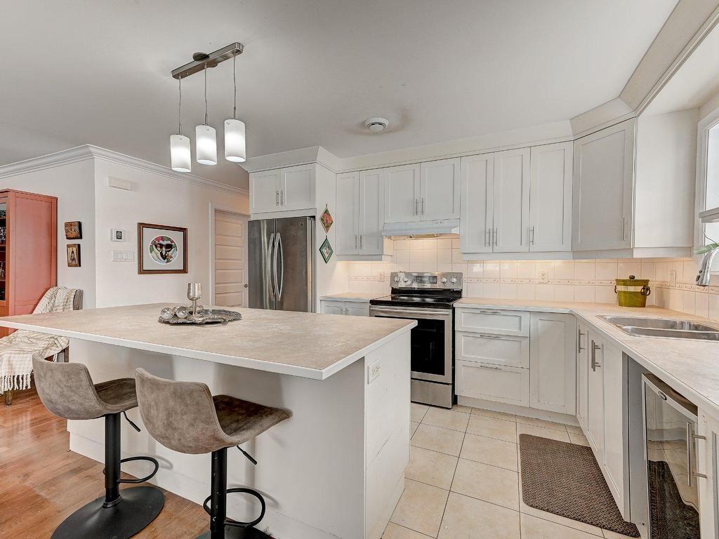 









5749


Boul. Grande-Allée

, 1,
Brossard,




QC
J4Z3G4

