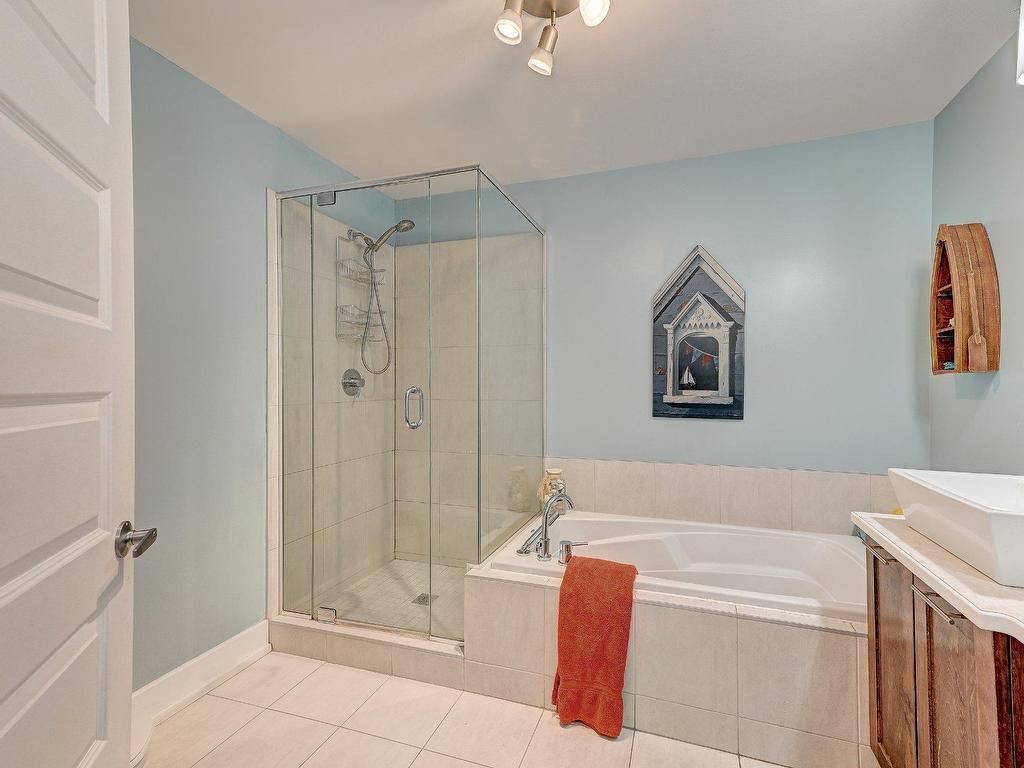 









5749


Boul. Grande-Allée

, 1,
Brossard,




QC
J4Z3G4

