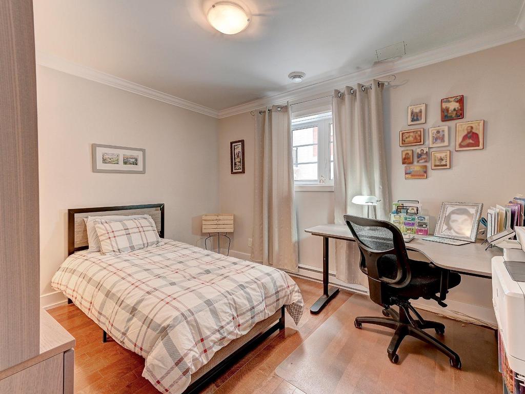 









5749


Boul. Grande-Allée

, 1,
Brossard,




QC
J4Z3G4

