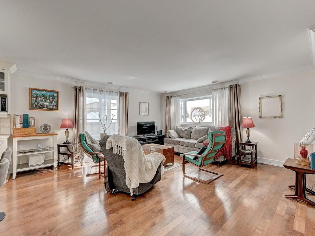 









5749


Boul. Grande-Allée

, 1,
Brossard,




QC
J4Z3G4

