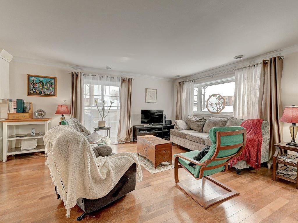 









5749


Boul. Grande-Allée

, 1,
Brossard,




QC
J4Z3G4

