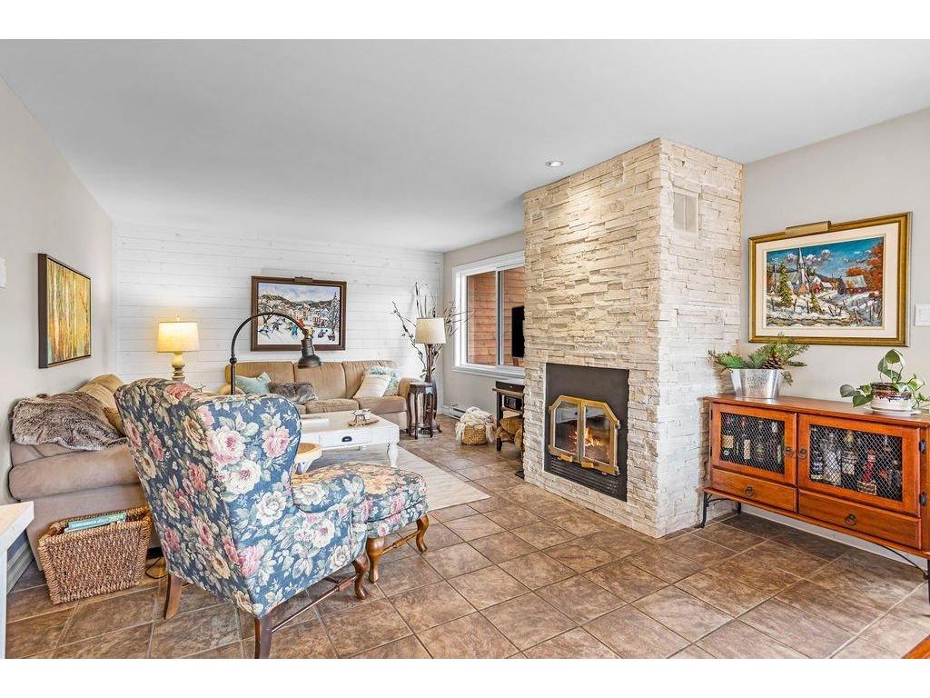 









168


Rue Pinoteau

,
Mont-Tremblant,




QC
J8E1G2

