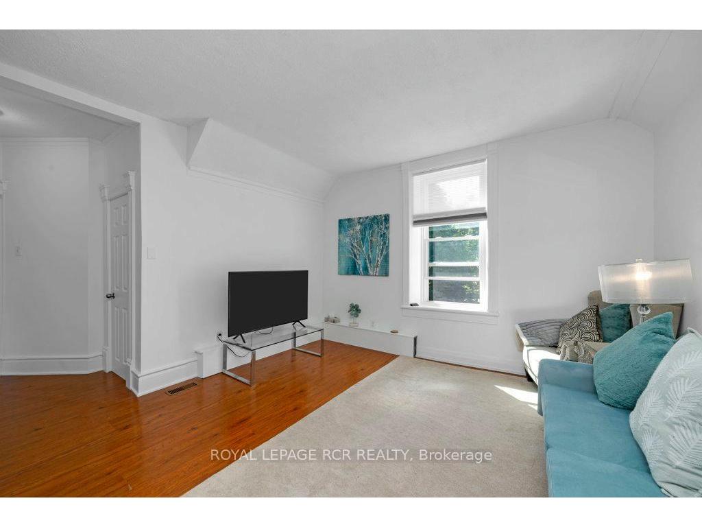 









9


Second

Avenue, 3,
Orangeville,




ON
L9W 1H4

