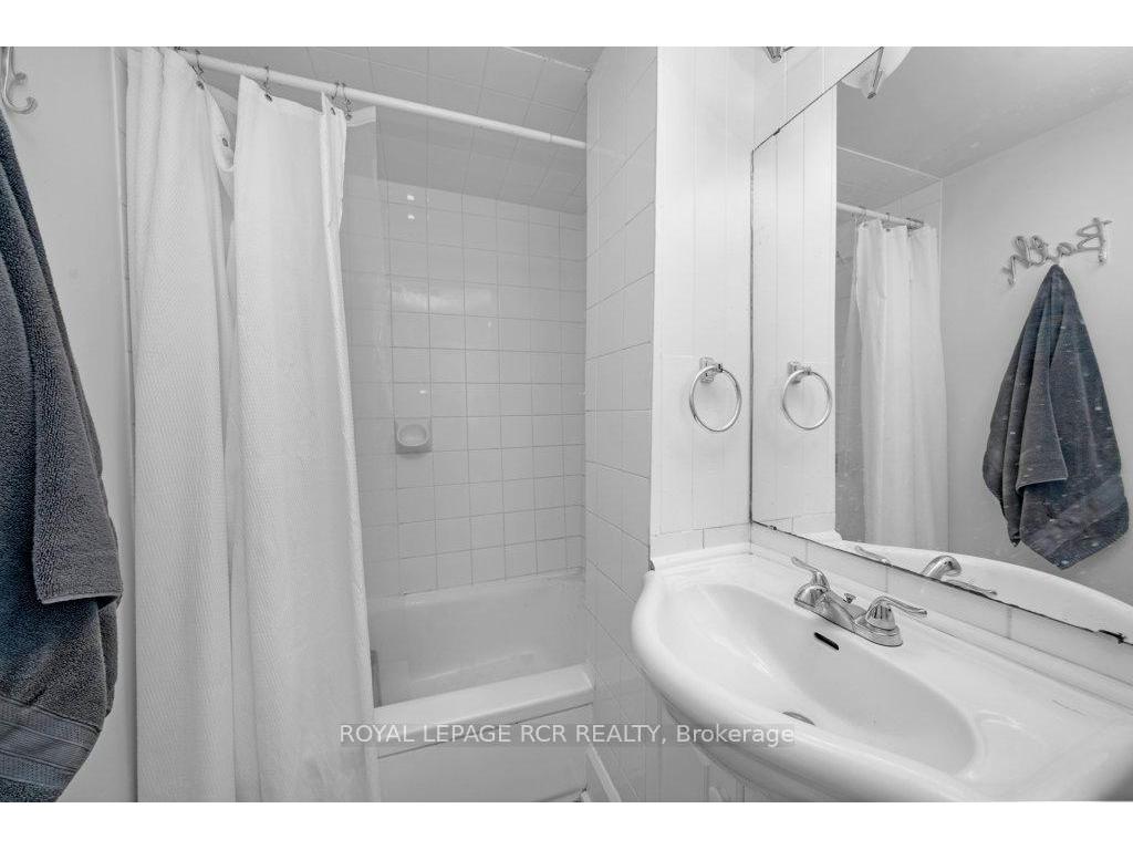 









9


Second

Avenue, 3,
Orangeville,




ON
L9W 1H4

