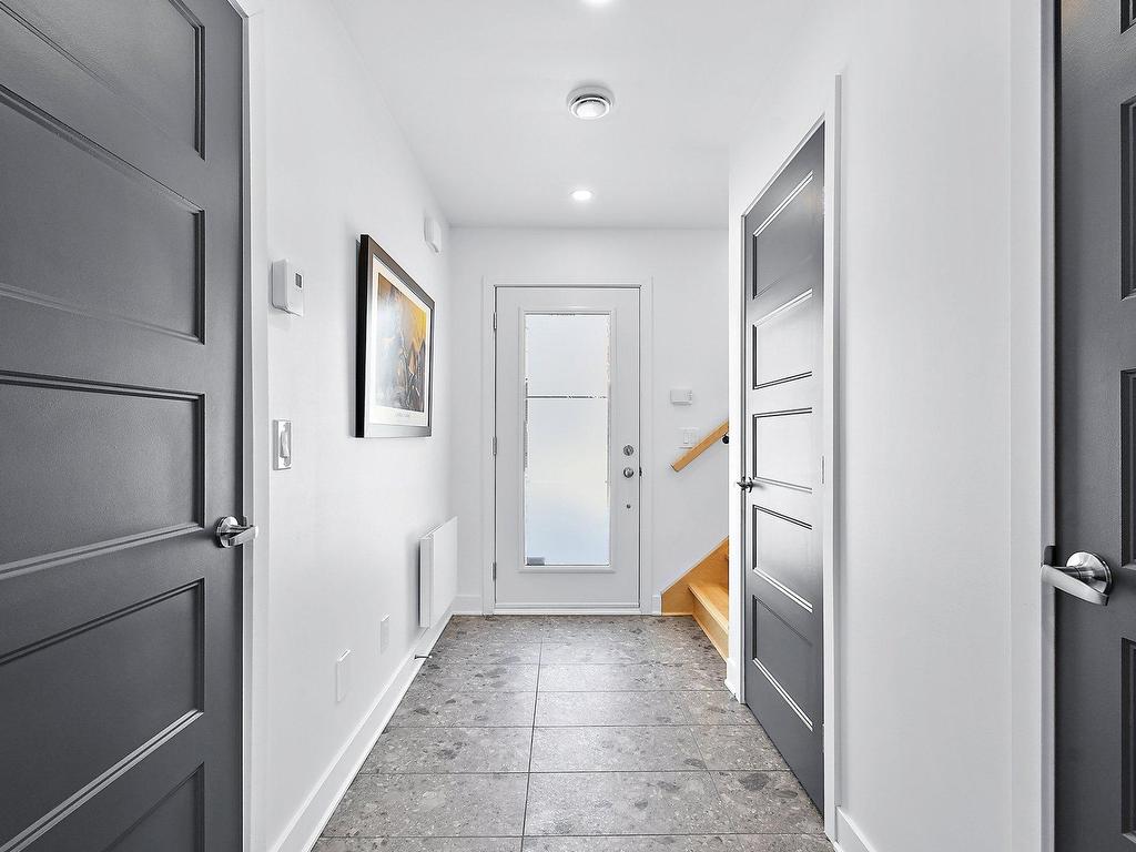 









17951


Rue de Cheverny

,
Mirabel,




QC
J7J0X7

