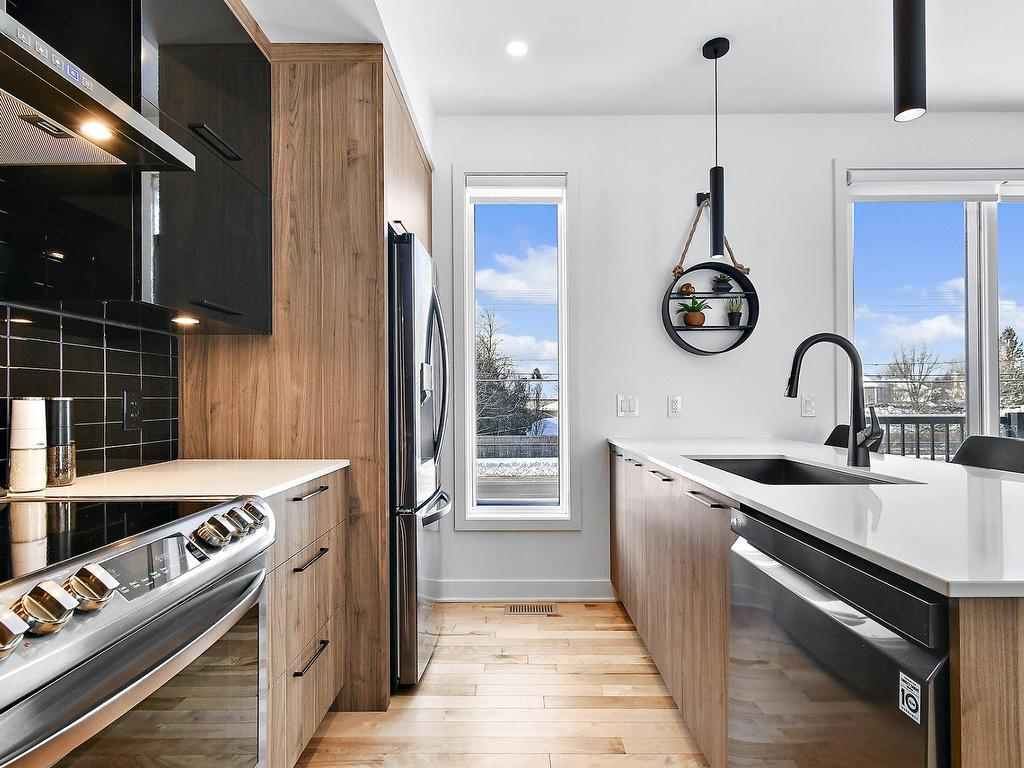 









17951


Rue de Cheverny

,
Mirabel,




QC
J7J0X7

