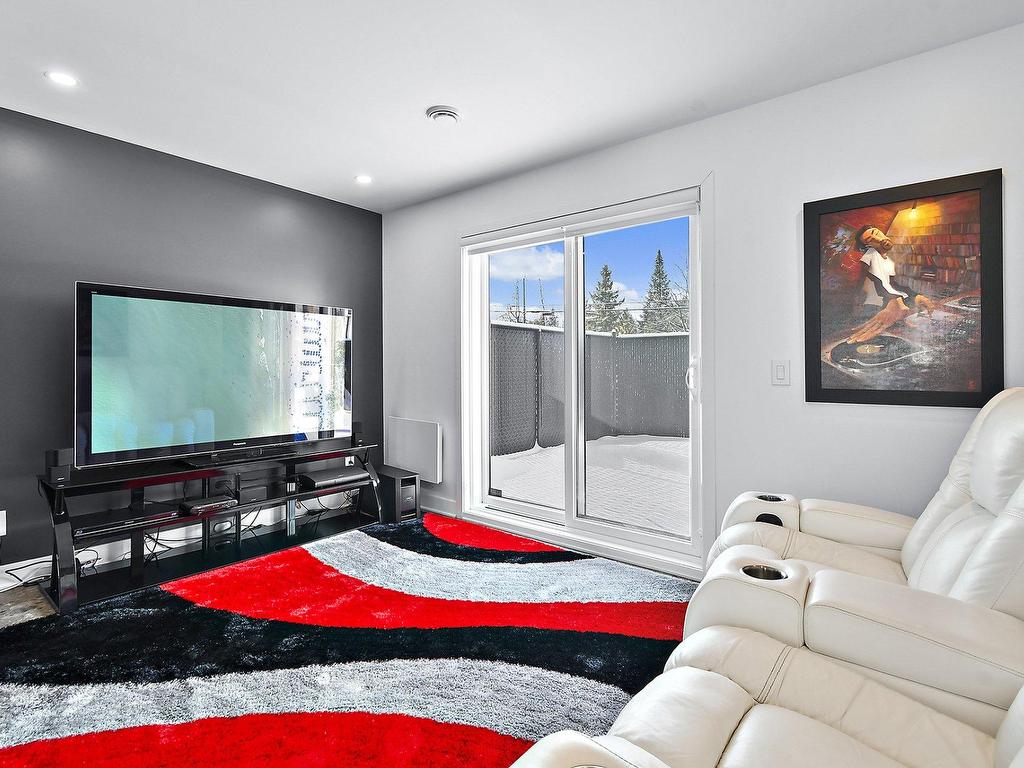 









17951


Rue de Cheverny

,
Mirabel,




QC
J7J0X7


