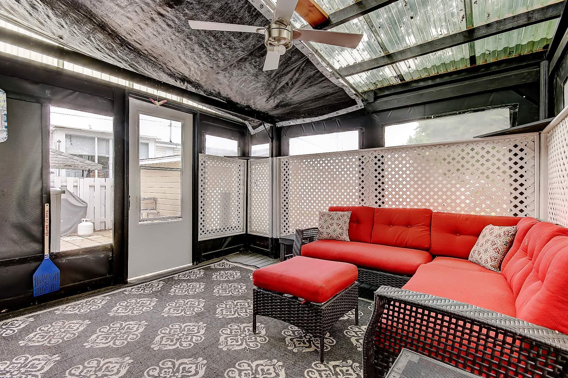 









3950


Boul. Sir-Wilfrid-Laurier

, 471,
Longueuil (Saint-Hubert),




QC
J3Y5Y9


