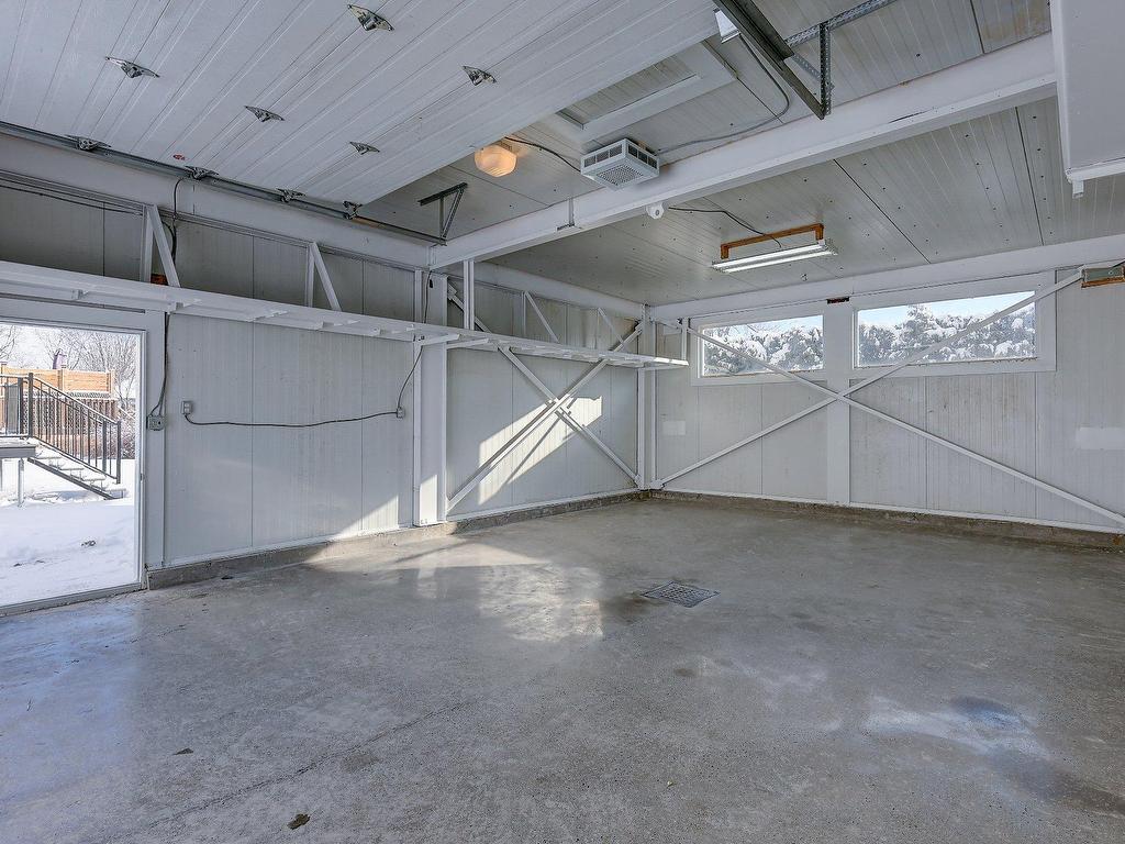 









170


21e Avenue

,
Sainte-Anne-de-Sabrevois,




QC
J0J2G0

