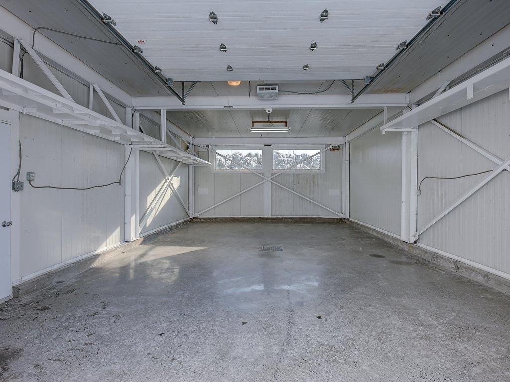 









170


21e Avenue

,
Sainte-Anne-de-Sabrevois,




QC
J0J2G0

