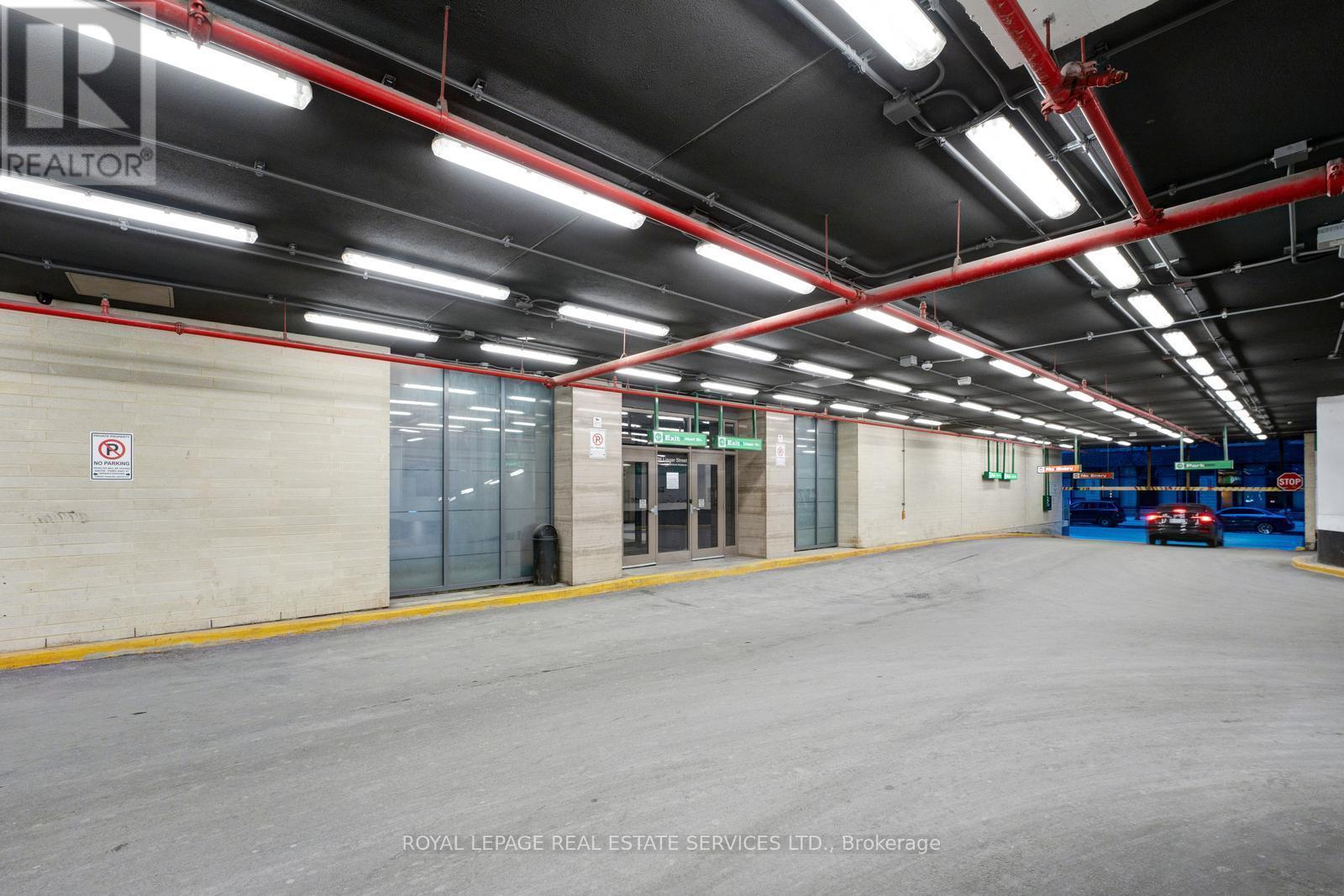 












1003E - 36 LISGAR STREET

,
Toronto,




Ontario
M6J3G2

