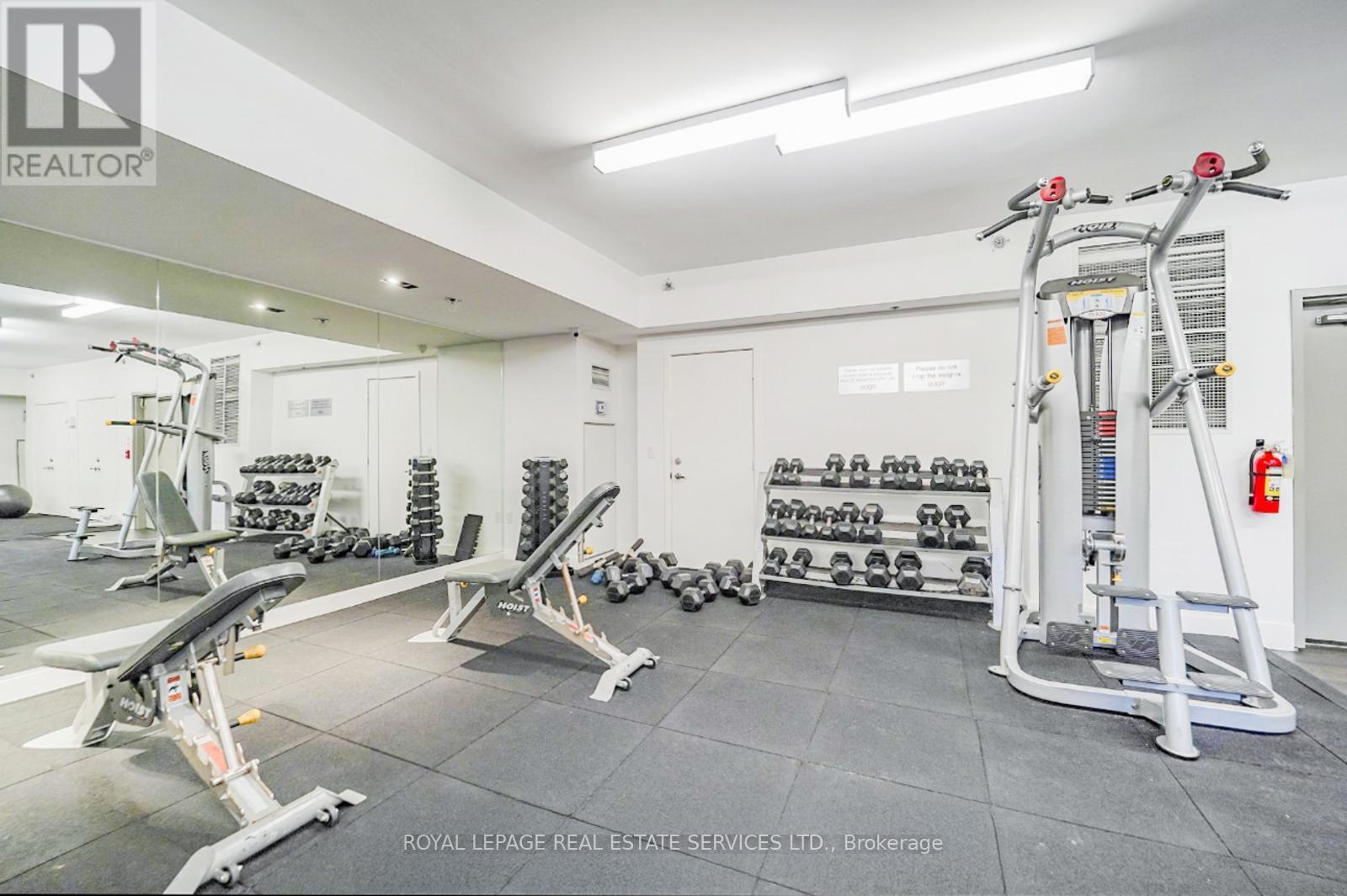 












1003E - 36 LISGAR STREET

,
Toronto,




Ontario
M6J3G2

