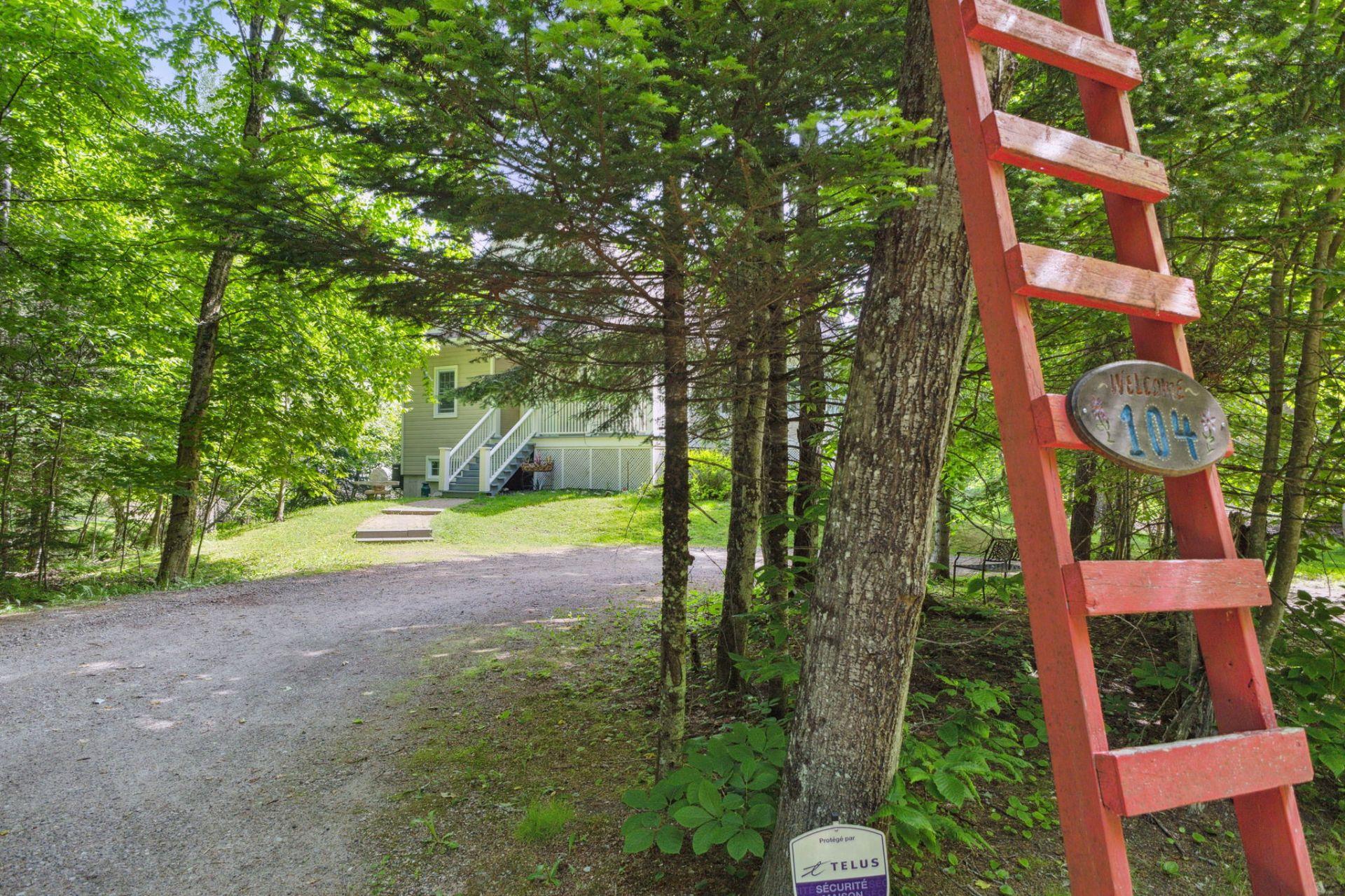 









104


Imp. des Perdrix

,
Mont-Tremblant,




QC
J8E0T2


