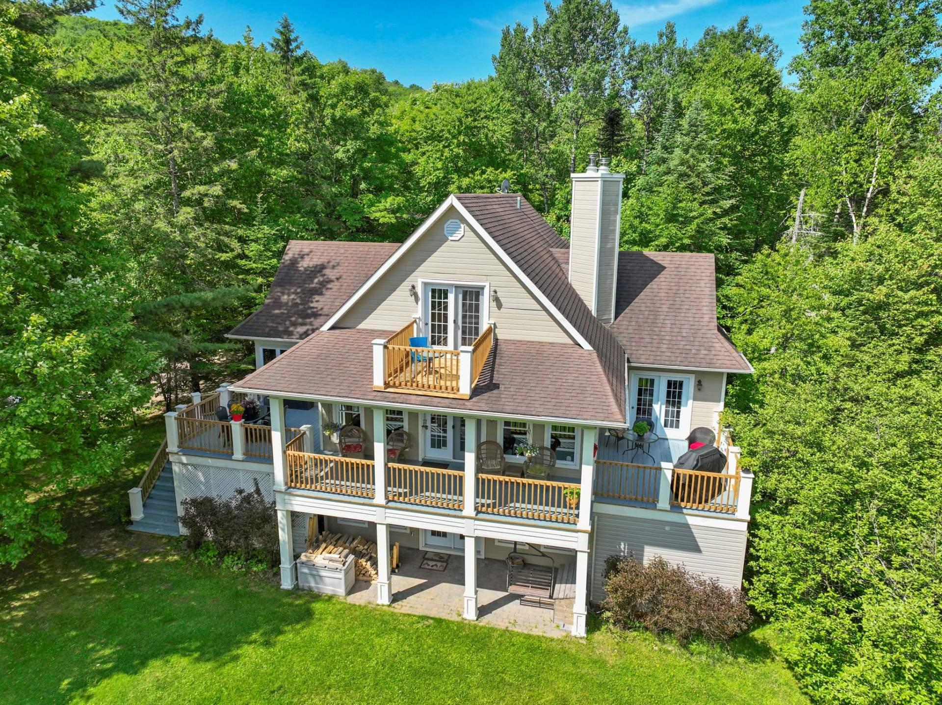 









104


Imp. des Perdrix

,
Mont-Tremblant,




QC
J8E0T2

