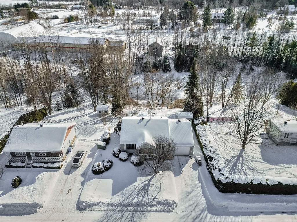 









1017


Rue Loiselle

,
Saint-Jérôme,




QC
J5L1X4

