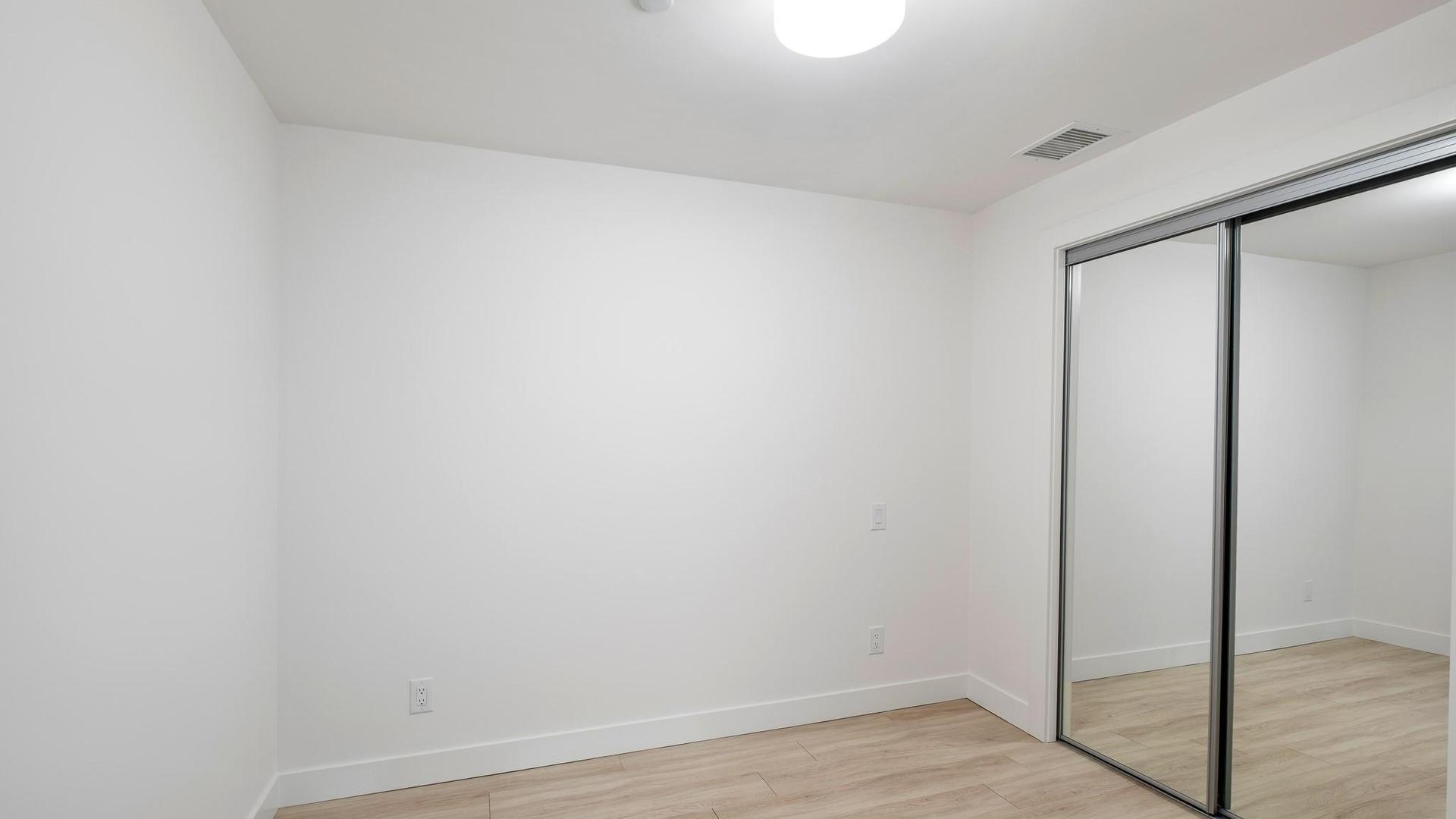 









3699


Capozzi

Road, 401,
Kelowna,




BC
V1W 0G3

