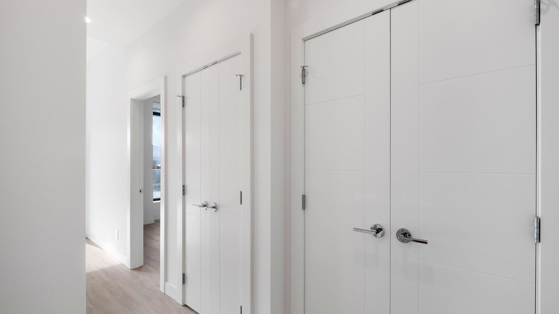 









3699


Capozzi

Road, 401,
Kelowna,




BC
V1W 0G3

