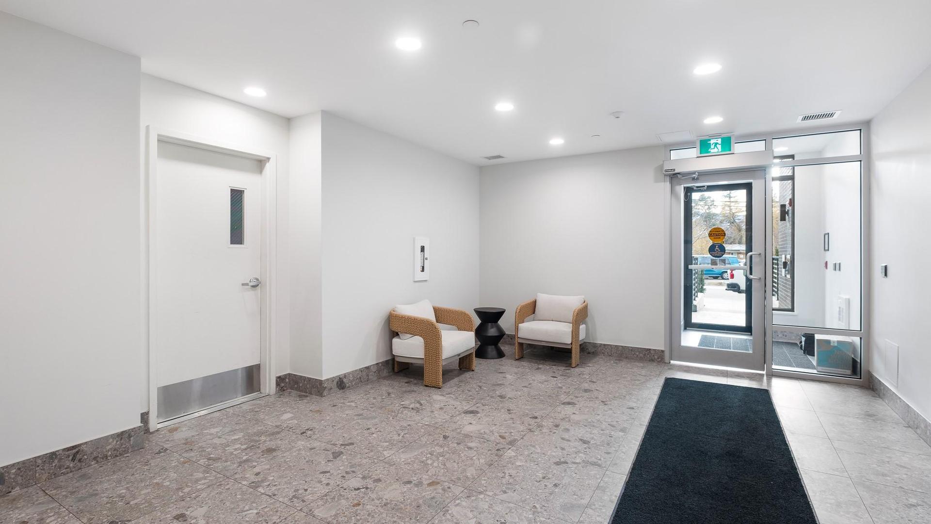 









3699


Capozzi

Road, 401,
Kelowna,




BC
V1W 0G3


