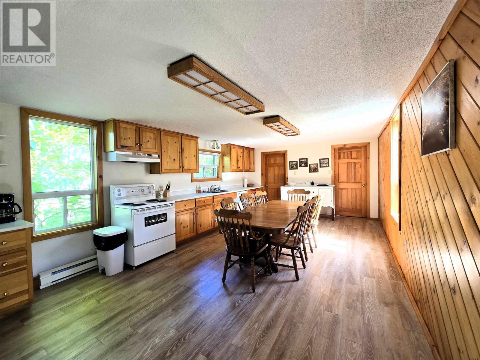 












35 Pine Ridge RD

,
Huron Shores,




Ontario
P0R1L0

