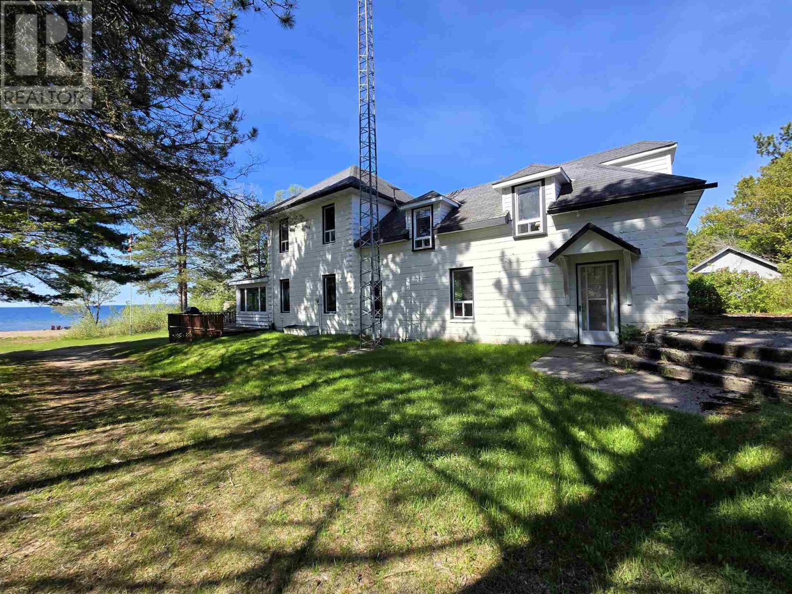 












35 Pine Ridge RD

,
Huron Shores,




Ontario
P0R1L0

