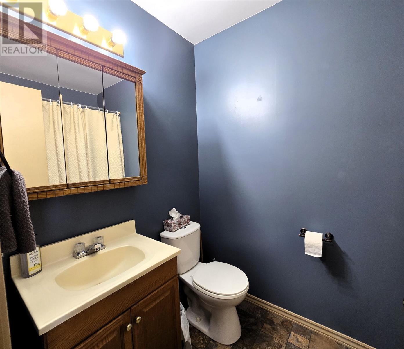 












35 Pine Ridge RD

,
Huron Shores,




Ontario
P0R1L0

