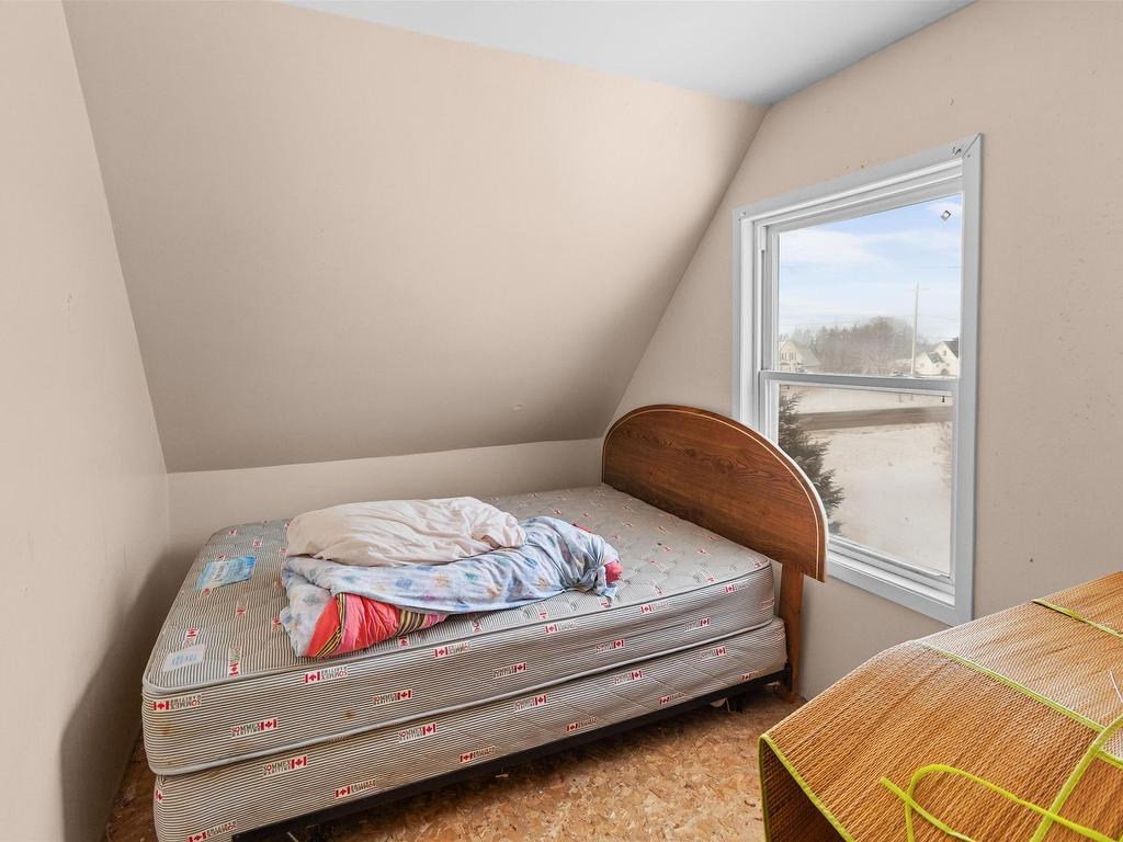 












2070 Cape Bear Road

,
Beach Point,




PE
C0A 1W0

