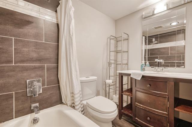 









99


Wellington

CR, 606,
Winnipeg,




MB
R3M 0A2

