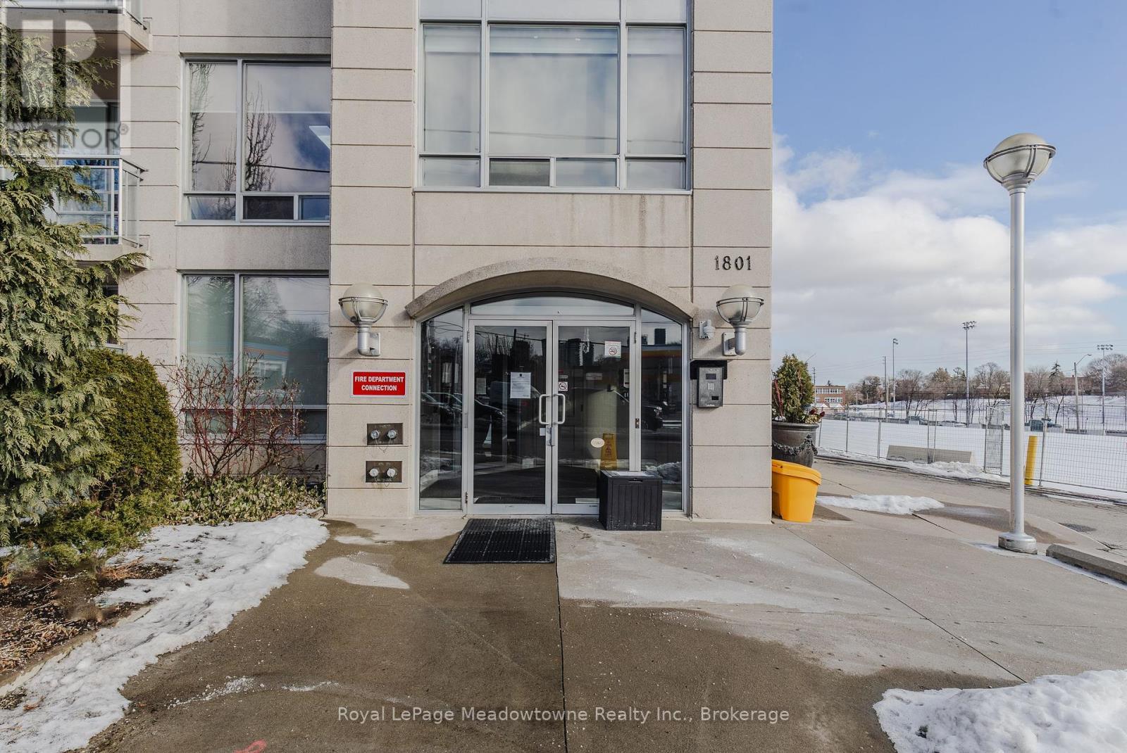 












511 - 1801 BAYVIEW AVENUE E

,
Toronto (Leaside),




Ontario
M5G2G4

