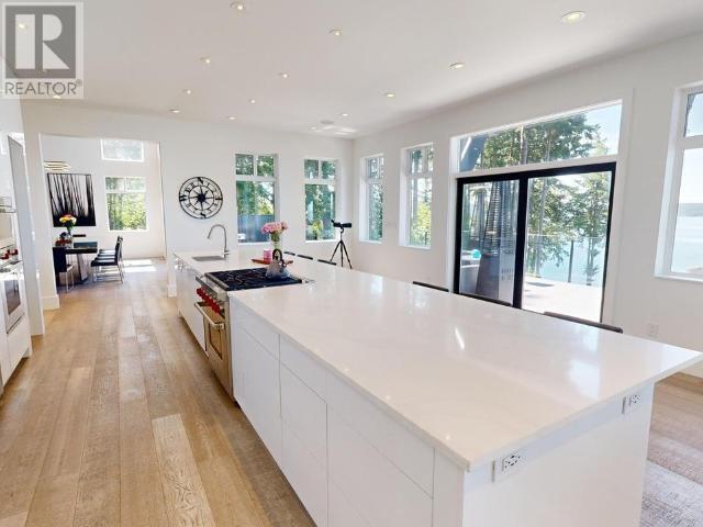 












7495 HIGHWAY 101

,
Powell River,




British Columbia
V8A0R1

