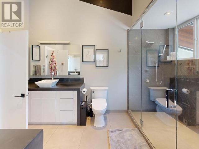












7495 HIGHWAY 101

,
Powell River,




British Columbia
V8A0R1

