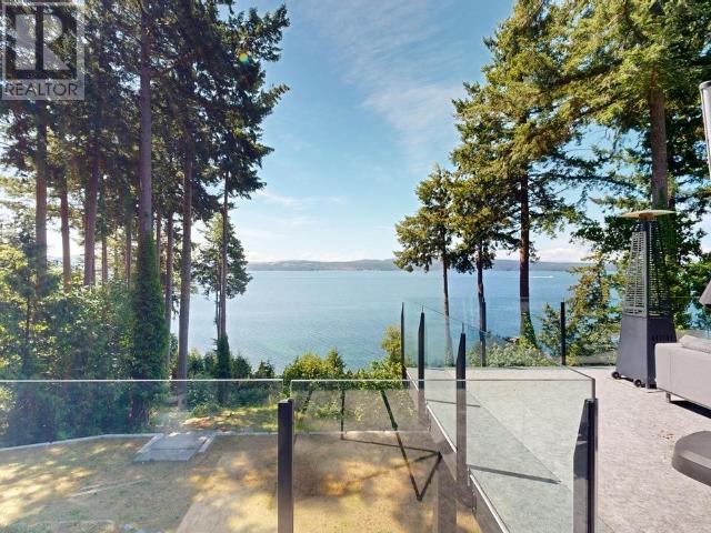 












7495 HIGHWAY 101

,
Powell River,




British Columbia
V8A0R1

