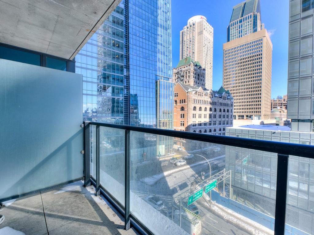 









1188


Rue St-Antoine O.

, 601,
Montréal (Ville-Marie),




QC
H3C1B4

