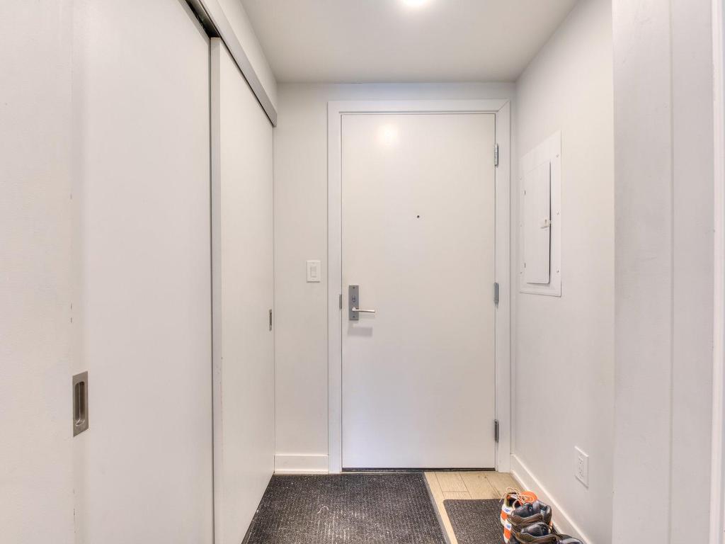 









1188


Rue St-Antoine O.

, 601,
Montréal (Ville-Marie),




QC
H3C1B4

