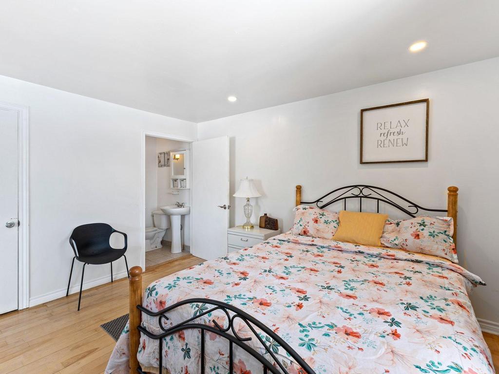 









49

 - 51


Rue du Bord-de-l'Eau

,
Lavaltrie,




QC
J5T1E5

