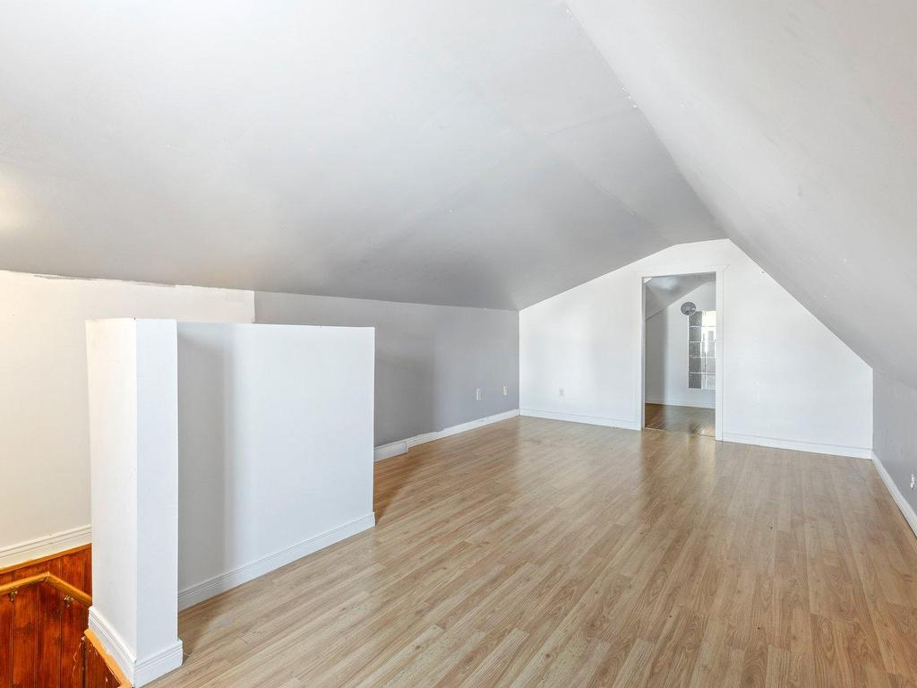 









49

 - 51


Rue du Bord-de-l'Eau

,
Lavaltrie,




QC
J5T1E5

