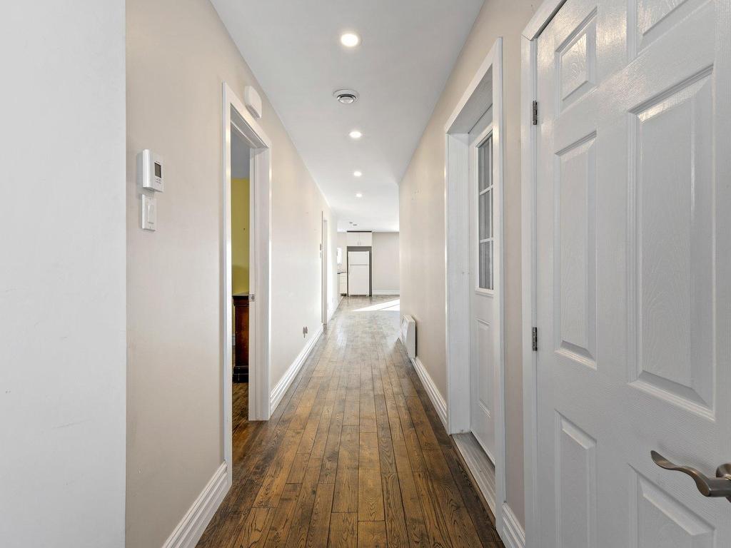 









49

 - 51


Rue du Bord-de-l'Eau

,
Lavaltrie,




QC
J5T1E5


