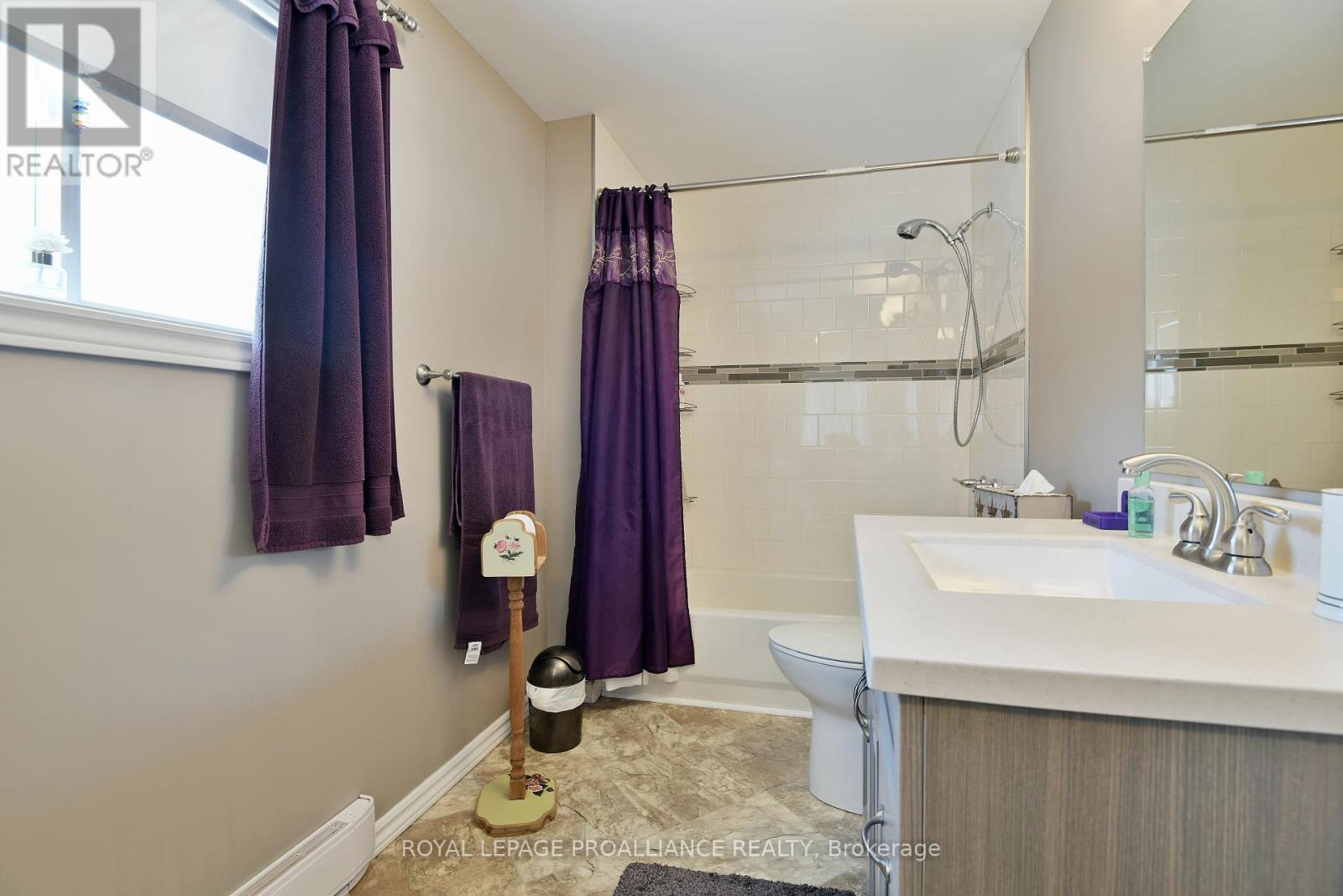 












8350 COUNTY ROAD 15 ROAD

,
Augusta,




Ontario
K0G1R0

