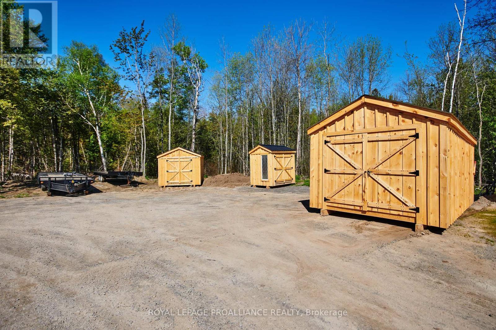 












8350 COUNTY ROAD 15 ROAD

,
Augusta,




Ontario
K0G1R0

