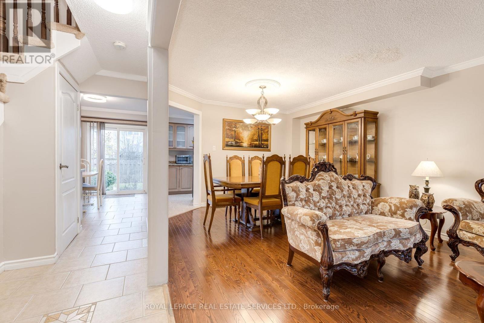 












9 LADY BOWER CRESCENT

,
Toronto,




Ontario
M1B4R2

