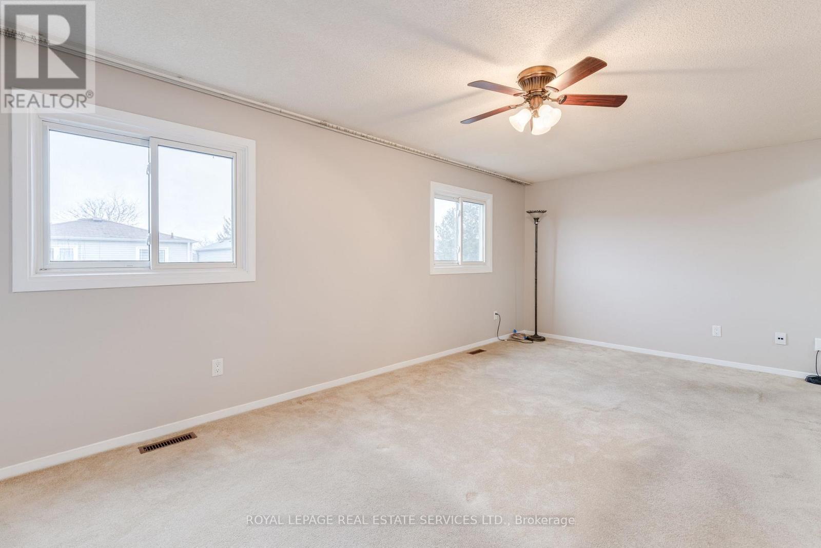 












9 LADY BOWER CRESCENT

,
Toronto,




Ontario
M1B4R2

