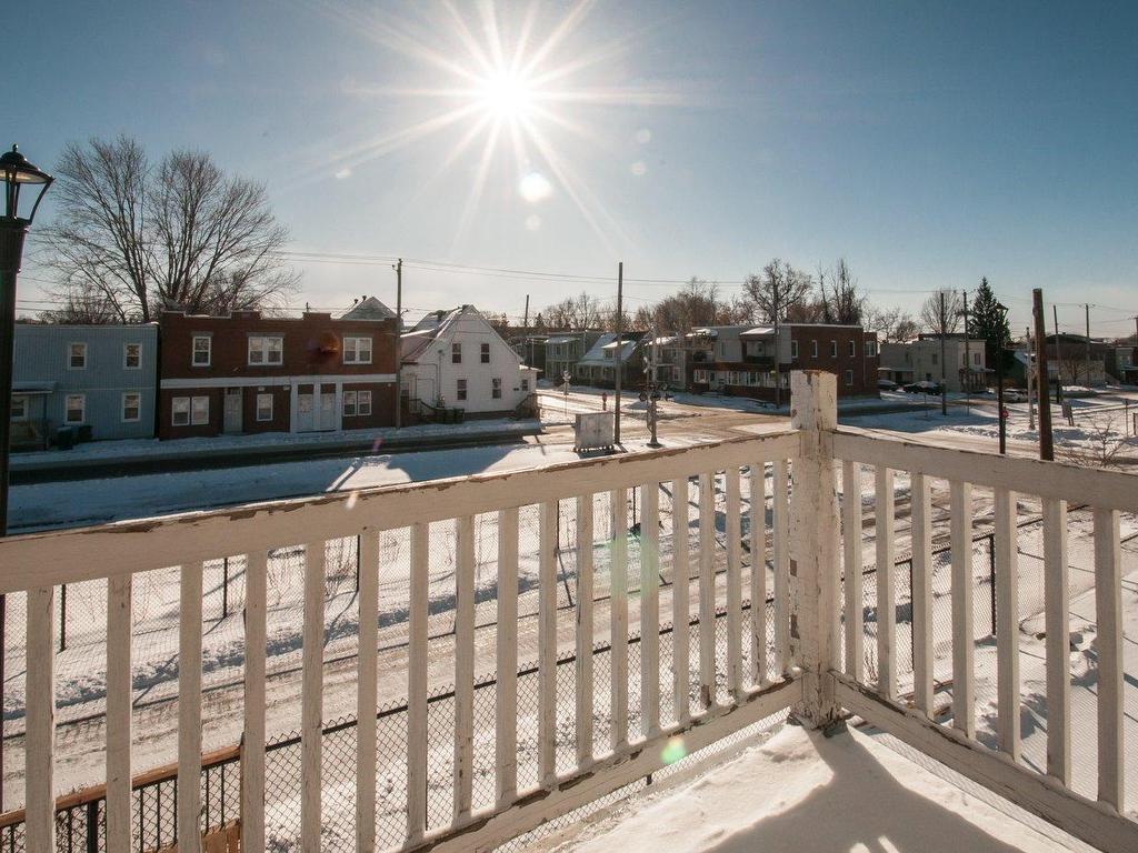 









305


Rue Laurier

,
Saint-Jean-sur-Richelieu,




QC
J3B6L2

