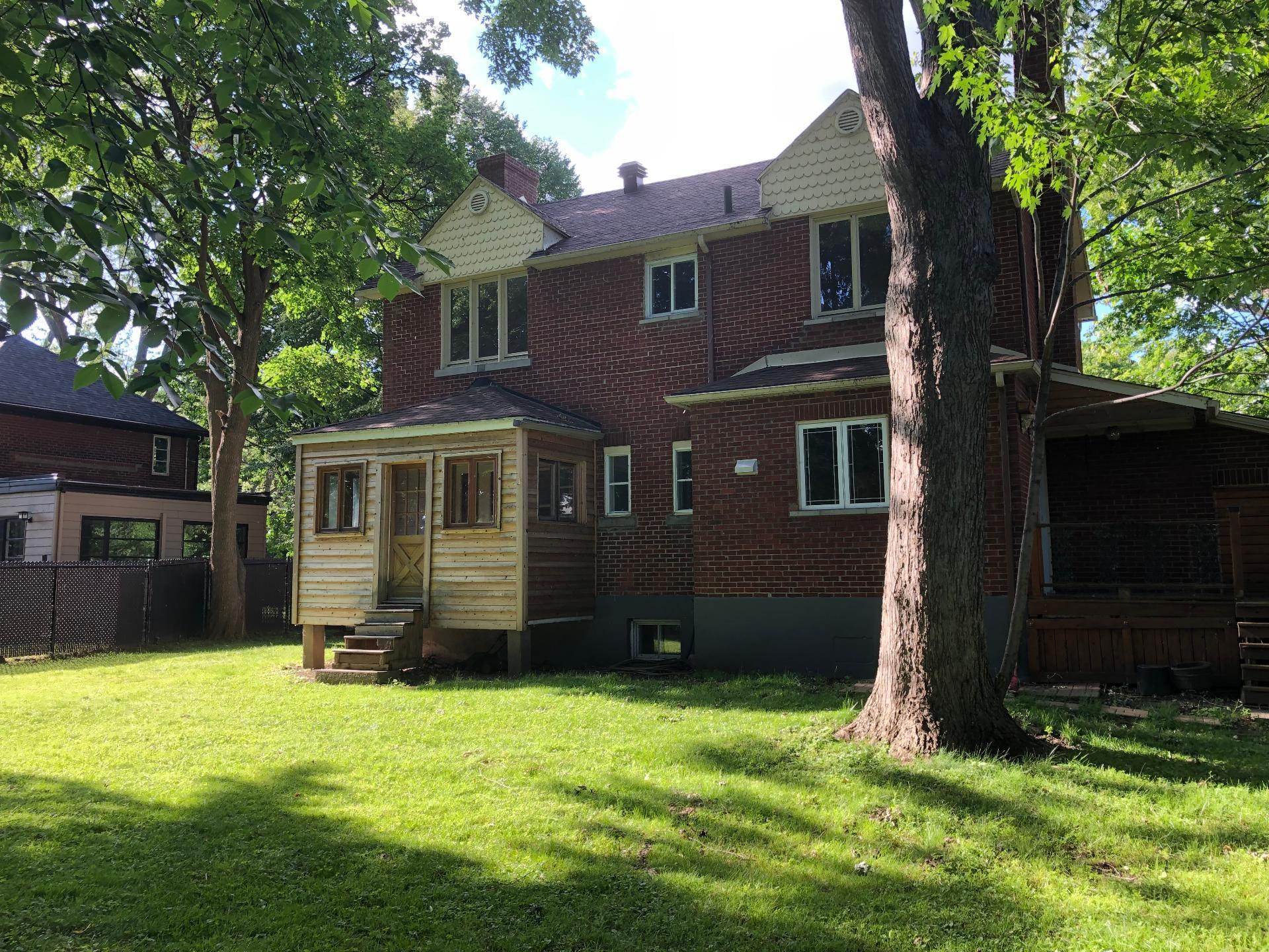 









45


Boul. de l'Union

,
Saint-Lambert,




QC
J4R2M4

