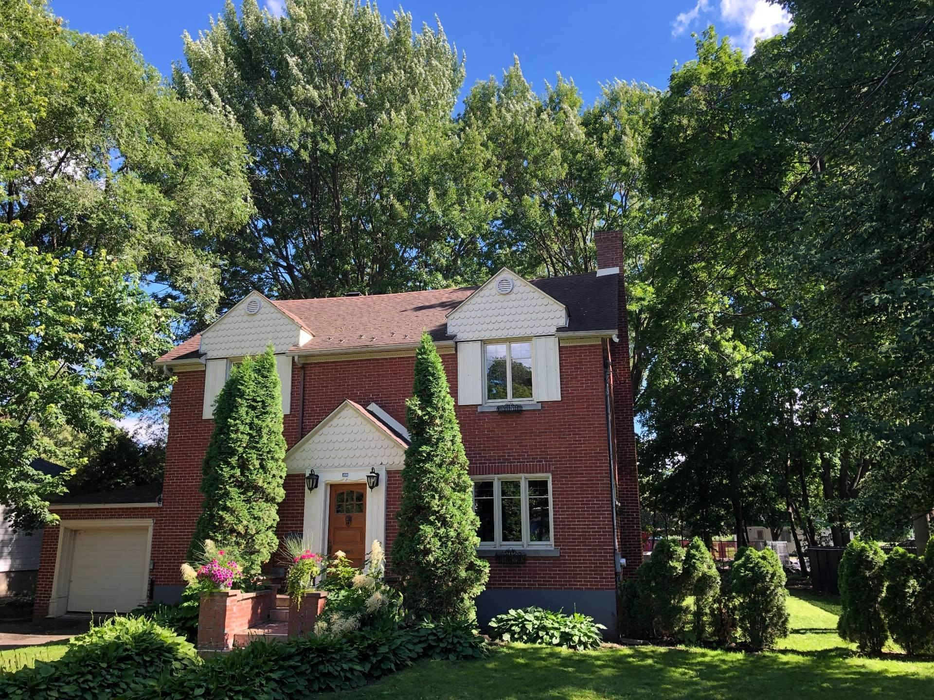 









45


Boul. de l'Union

,
Saint-Lambert,




QC
J4R2M4

