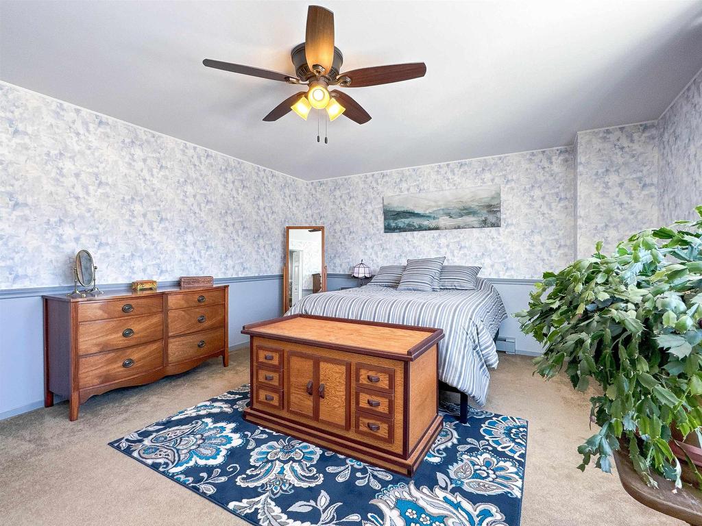 












21 Pope Avenue

,
Charlottetown,




PE
C1A 6N4

