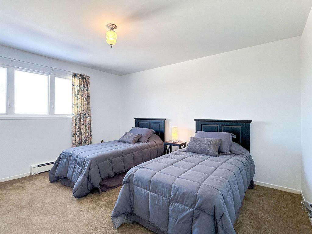












21 Pope Avenue

,
Charlottetown,




PE
C1A 6N4

