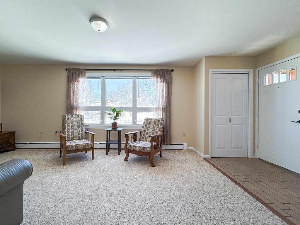 












21 Pope Avenue

,
Charlottetown,




PE
C1A 6N4

