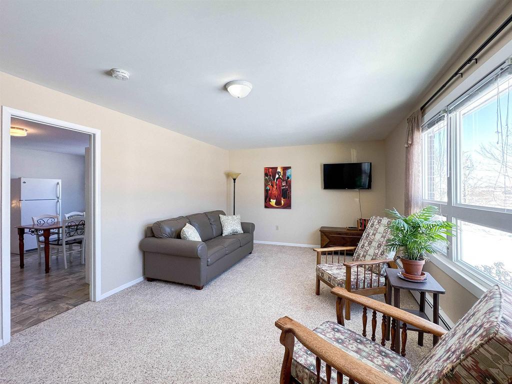 












21 Pope Avenue

,
Charlottetown,




PE
C1A 6N4

