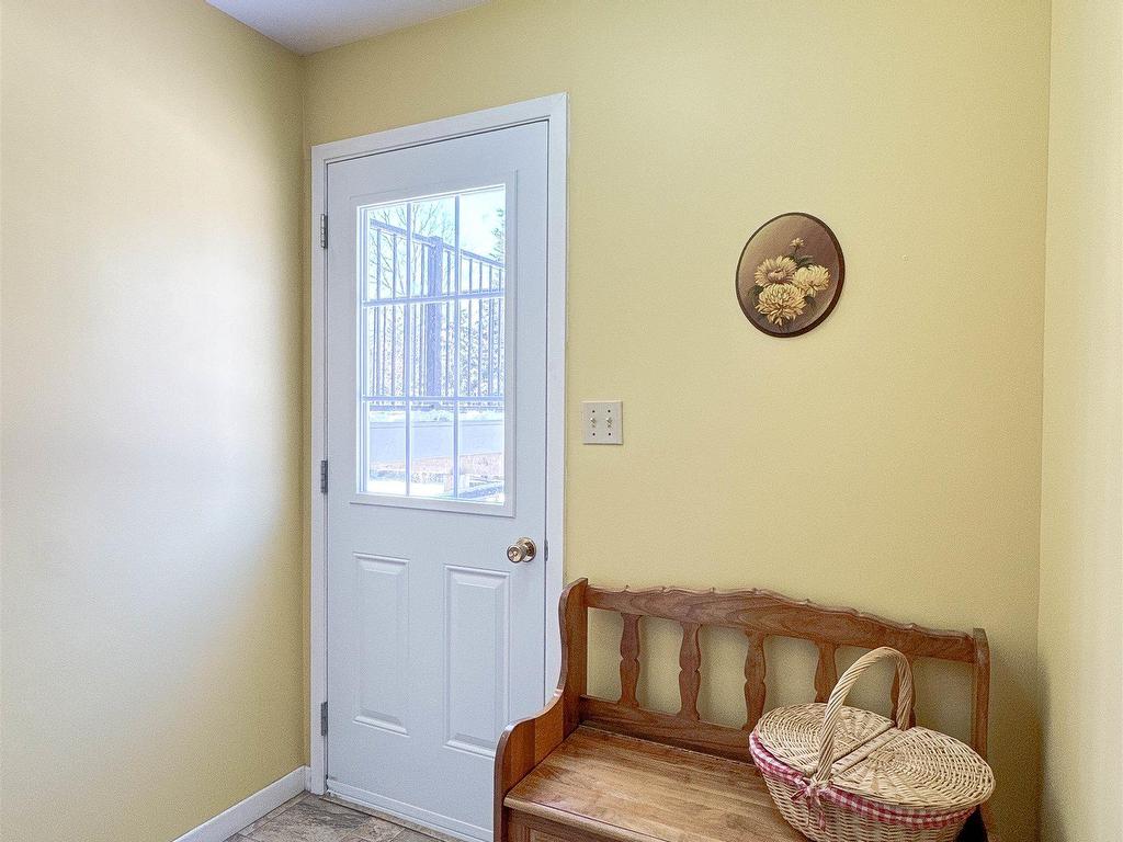 












21 Pope Avenue

,
Charlottetown,




PE
C1A 6N4

