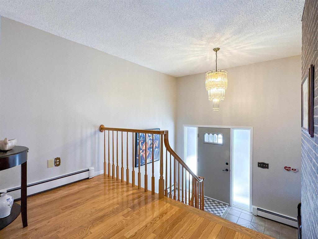 












21 Pope Avenue

,
Charlottetown,




PE
C1A 6N4

