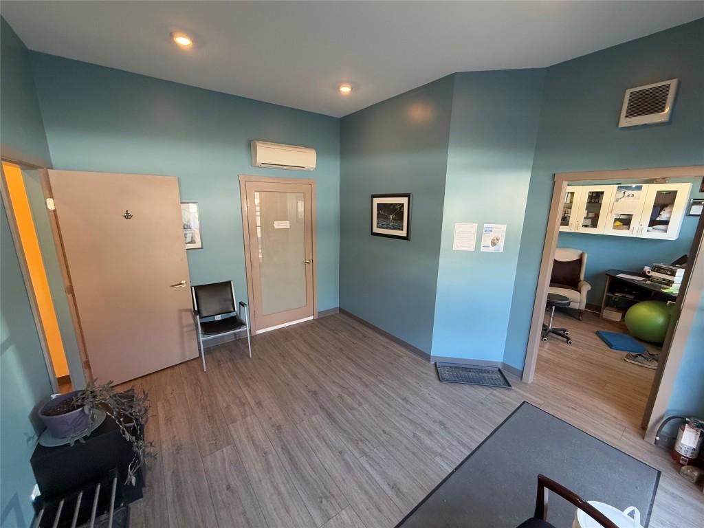 









313


Railway

Avenue,
Salmo,




BC
V0G 1Z0

